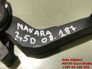 Papučica gasa Nissan Navara 2,5 DCi 2008 18002 EB400