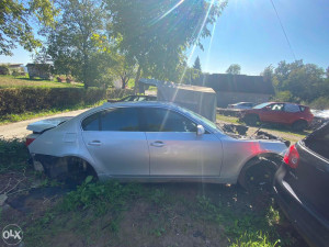 BMW e60 520d 5 dijelovi djelovi u dijelovima