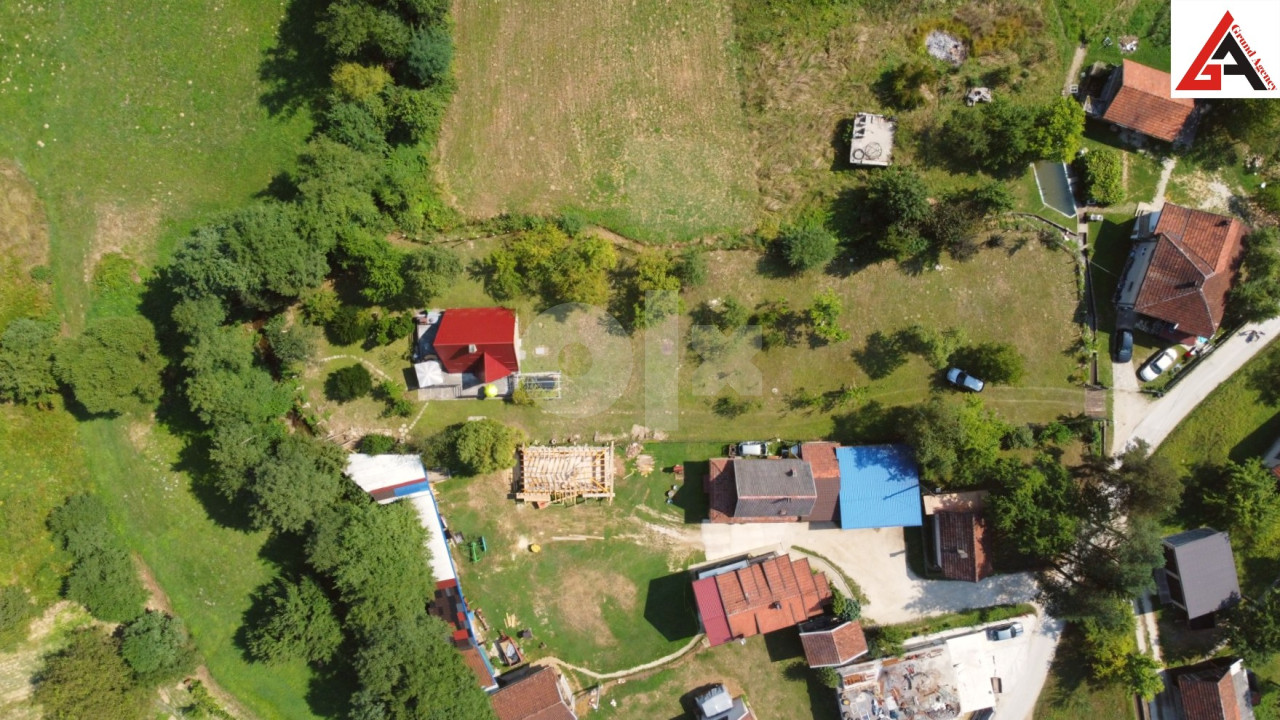 Kuća za odmor 90 m2 2290 m2 okućnice (Vranijska) VITEZ 2