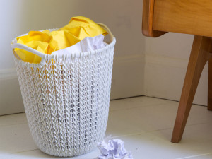 CURVER Kanta za papir 7L bijela Knit (3678-X64)