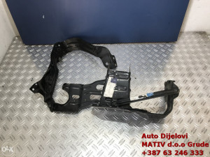 Nosač fara DESNI Mercedes C Klasa W203 2006