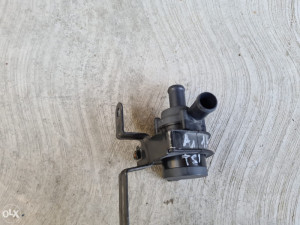 Pomocna pumpa vode 1.4 TSI Tiguan 1K0965561F