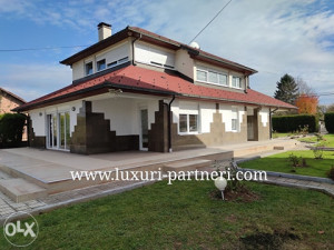 Iznajmljujem kucu / Ilidza