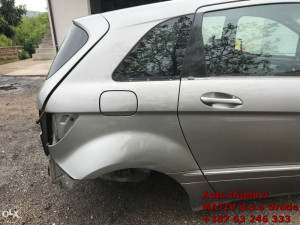 Stranica Bok DESNI Mercedes B Klasa W245 2008