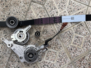 Set zupcastog remena Golf 8 Audi A6 C8 2019- 2.0 TDI ORIGINALNI