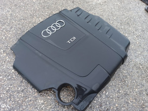 Ukrasni Poklopac Motora Zastita Audi A4 B8 2.0tdi 2008-2012god