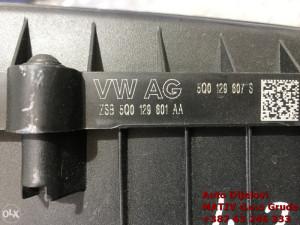 Kućište filtera zraka VW Golf 7 1,6 TDI 2015 5Q0129607S