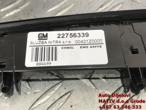 TREĆE Štop Svjetlo Opel Insignia 2013-17 22756339