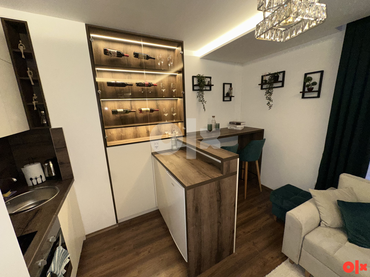 NOVO! Stan na dan Pale / CENTAR/ Apartmani Elit Lux 3