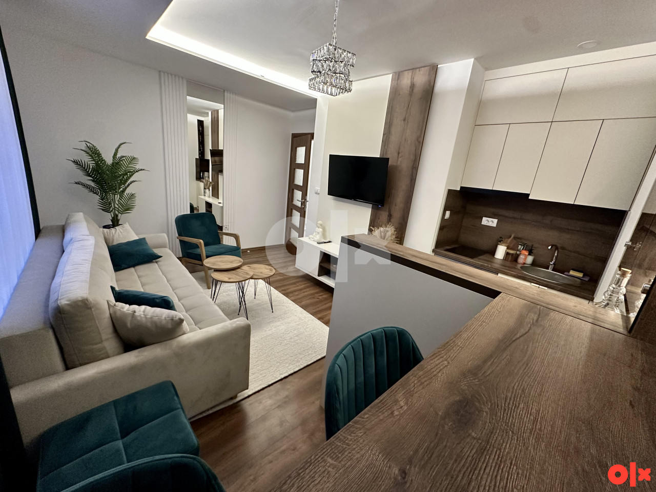 NOVO! Stan na dan Pale / CENTAR/ Apartmani Elit Lux 10
