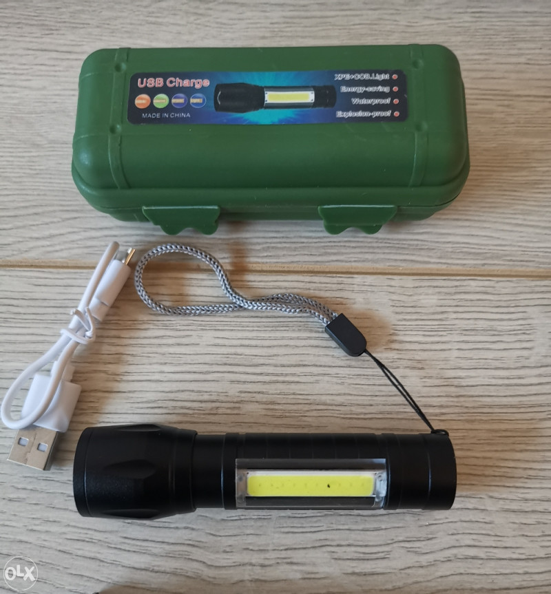 Led baterija / lampa / punjiva 2 komada sa zumom
