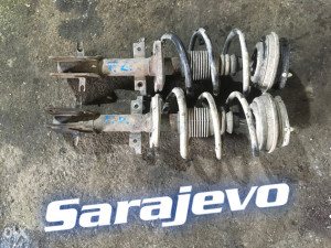 Prednji amortizeri Laguna 2 2004 DIJELOVI