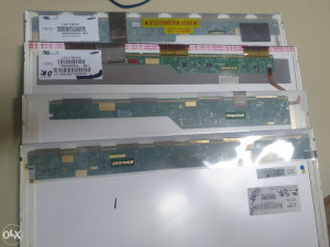 17,3" Led displey ,1600x900 , 40 pinski