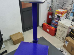 DIGITALNA VAGA DO 300 KG NOSIVOSTI 300KG