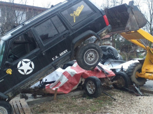 Jeep cherokee kocka dijelovi 4.0