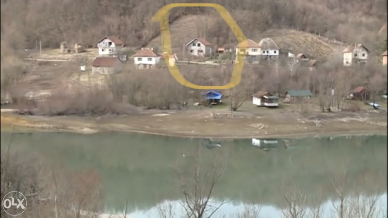 Kuca na Jezeru Snijeznica u selu Rastosnica