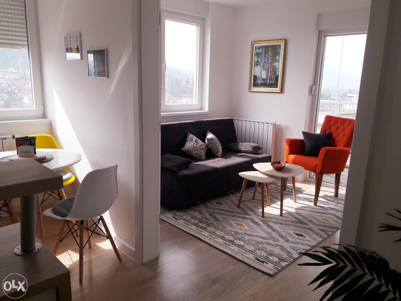 Stan na dan Tuzla centar,    APARTMAN NOVO!       061 873 870 3