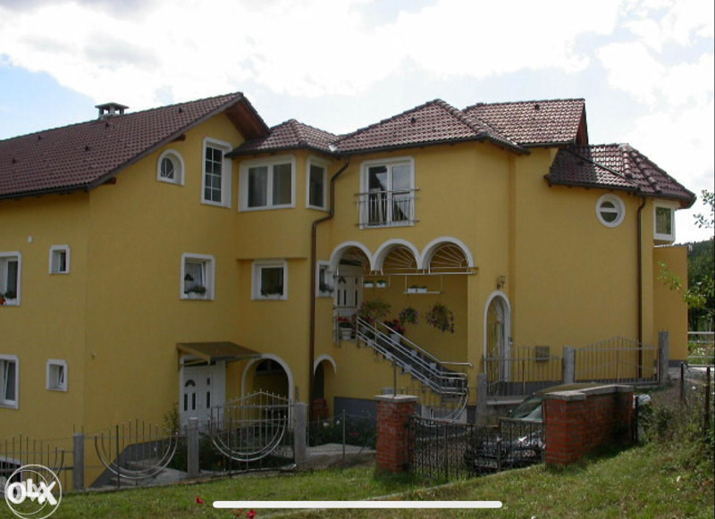 STANBENO- POSLOVNA ZGRADA