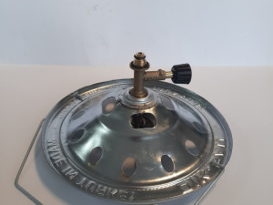 Gorionik/ šešir sa ventilom