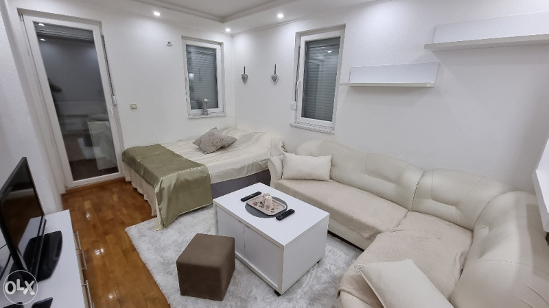 Stan na dan Zenica 062 605 901 3