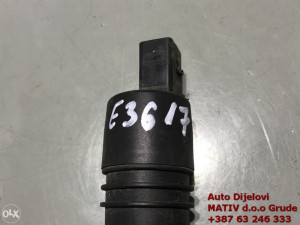 Pumpa vode brisača Mercedes C klasa w204 2008