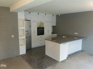 Kuhinja, kuhinje   ostrvo / otok - visoki sjaj