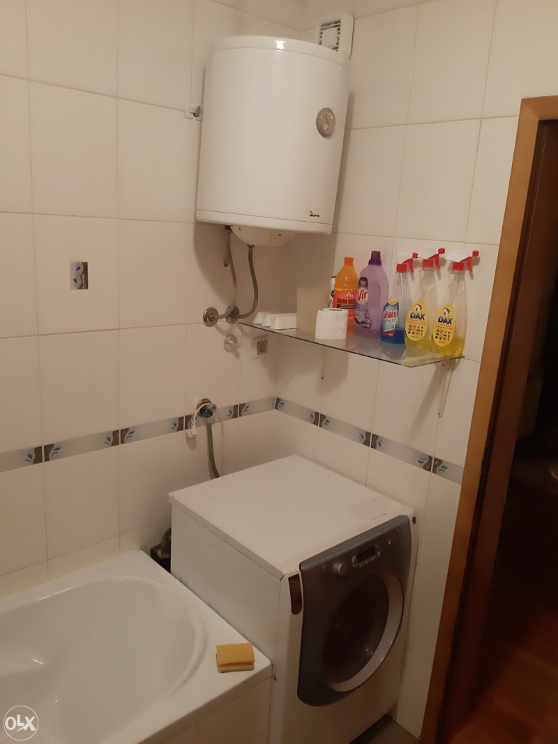 Izdajem Stan u Tuzli kod Mejdana za JEDNOG Studenta 5