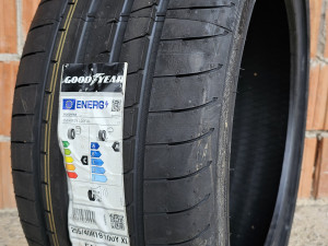 Gume 255/40 19 100Y XL GoodYear F1