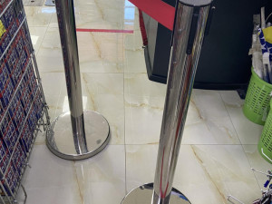 INOX STUBOVI ZA SVEČANOSTI I IZLOŽBE
