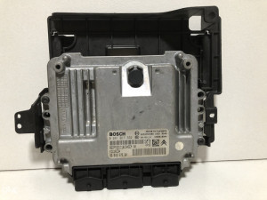 ECU elektronika motora Peugeot Citroen 96kw 2.0 HDI 0281013332