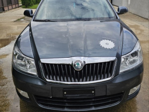 Djelovi dijelovi oktavia octavia 4x4 kod boje 9153