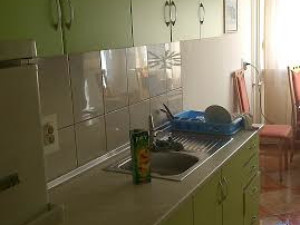 Iznajmljuje se jednosoban stan 40m2
