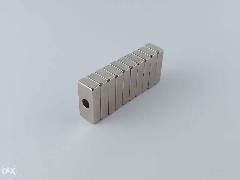 Quadermagnet 5x5x1 mm Neodym bis 120°C | MTS Magnete - Der Magnetspezialist Quadermagnet 5x5x1 mm Neodym bis 120°C | MTS Magnete - Der Magnetspezialist
