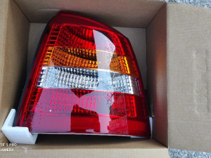 Stop lampa opel astra classic desna