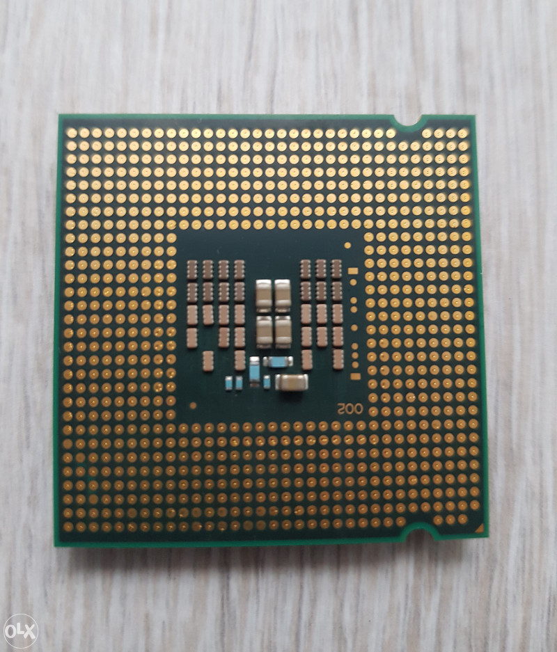 Procesor Intel Core 2 Quad Q8200 socket 775 CPU - Procesori - OLX.ba