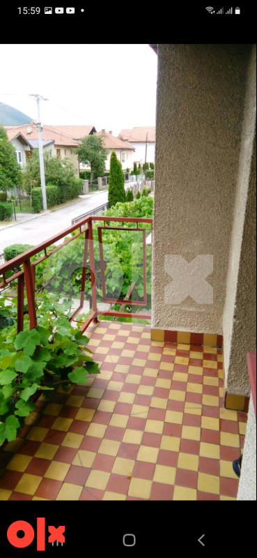 Prodajem Kuću i garažu u Sarajevu-Ilidži-Sokolović koloniji 8