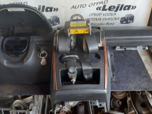 Instrument tabla airbag pojasevi mercedes w169 a klasa