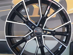 Alu felge AUDI 18" RS6 A4 A5 A6 A7 A8 Q5 Audi ITALY