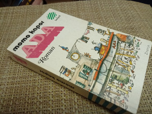 ADA - Momo Kapor