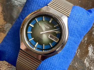Sat SEIKO 5 Actus AUTOMATIC / Fasetirano staklo