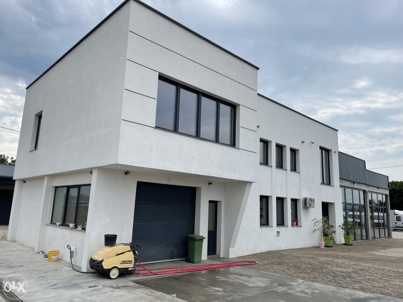 GRADAČAC POSLOVNI OBJEKAT 19