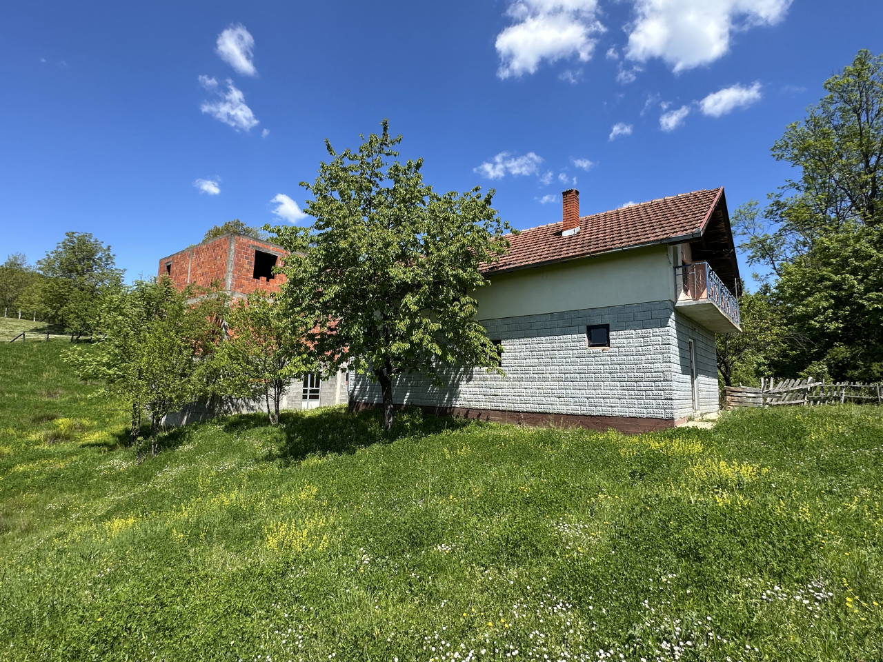 Tri kuće na placu u Loparama - 1274 m2 10