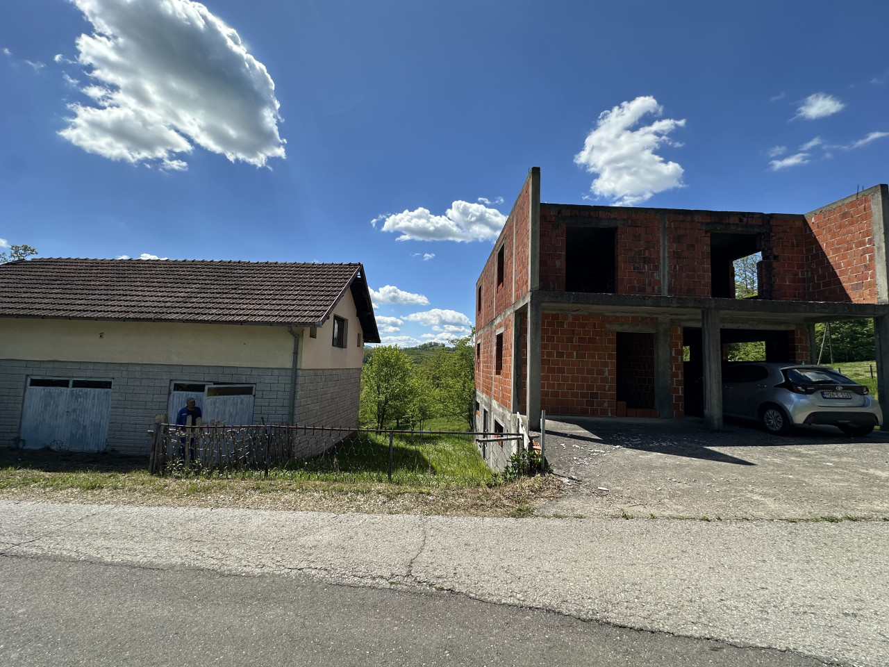 Tri kuće na placu u Loparama - 1274 m2 38