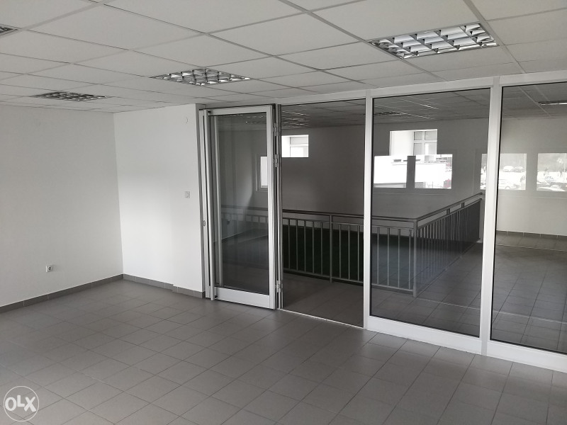 Poslovni prostor u Lazarevu - 406 m2 15