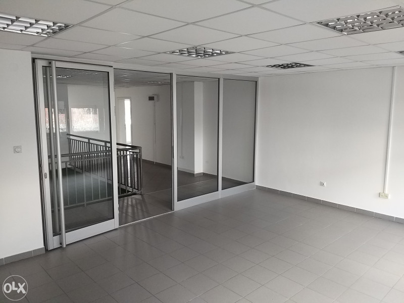 Poslovni prostor u Lazarevu - 406 m2 17