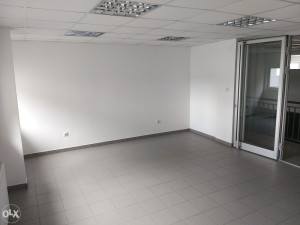 Poslovni prostor u Lazarevu - 406 m2