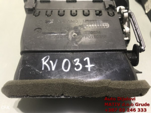 REŠETKA ventilacije VW Passat CC 2010