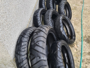 Gume za skutere motore 10 , 12 , 13 , 14 , 17