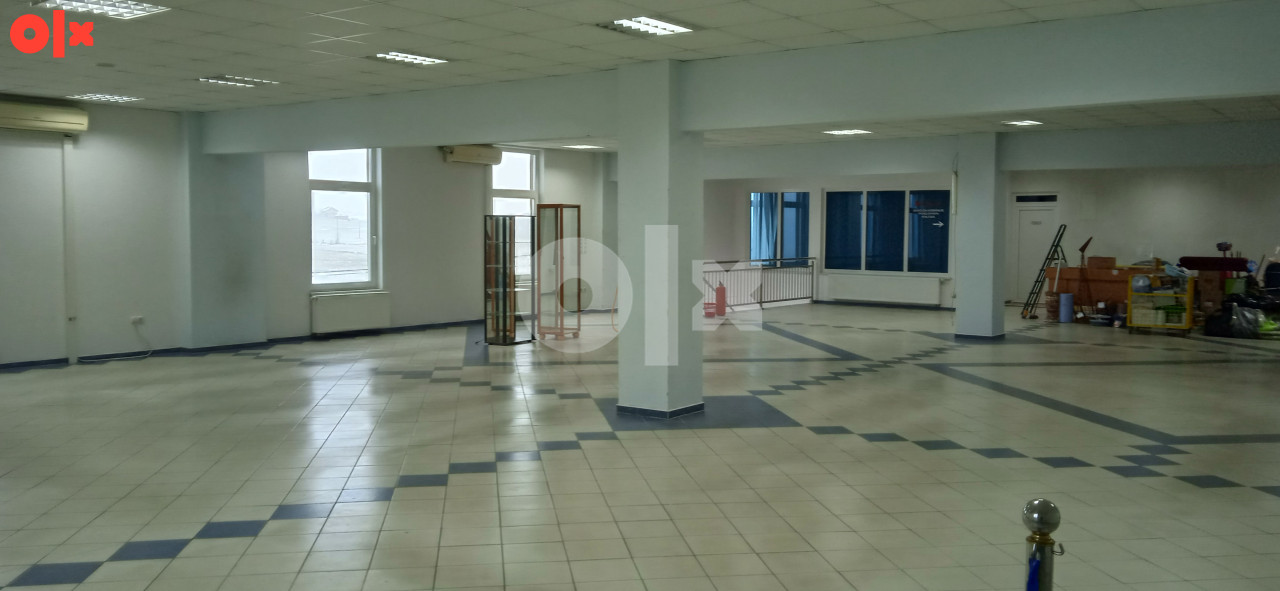 Poslovni prostor Cazin 450+kvadrata prvi sprat