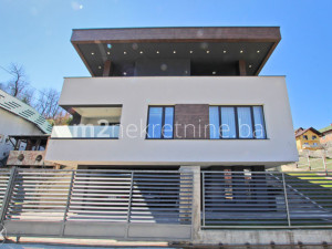 m2: Hadžići. Savremeno dizajnirana kuća 400m2 photo 2